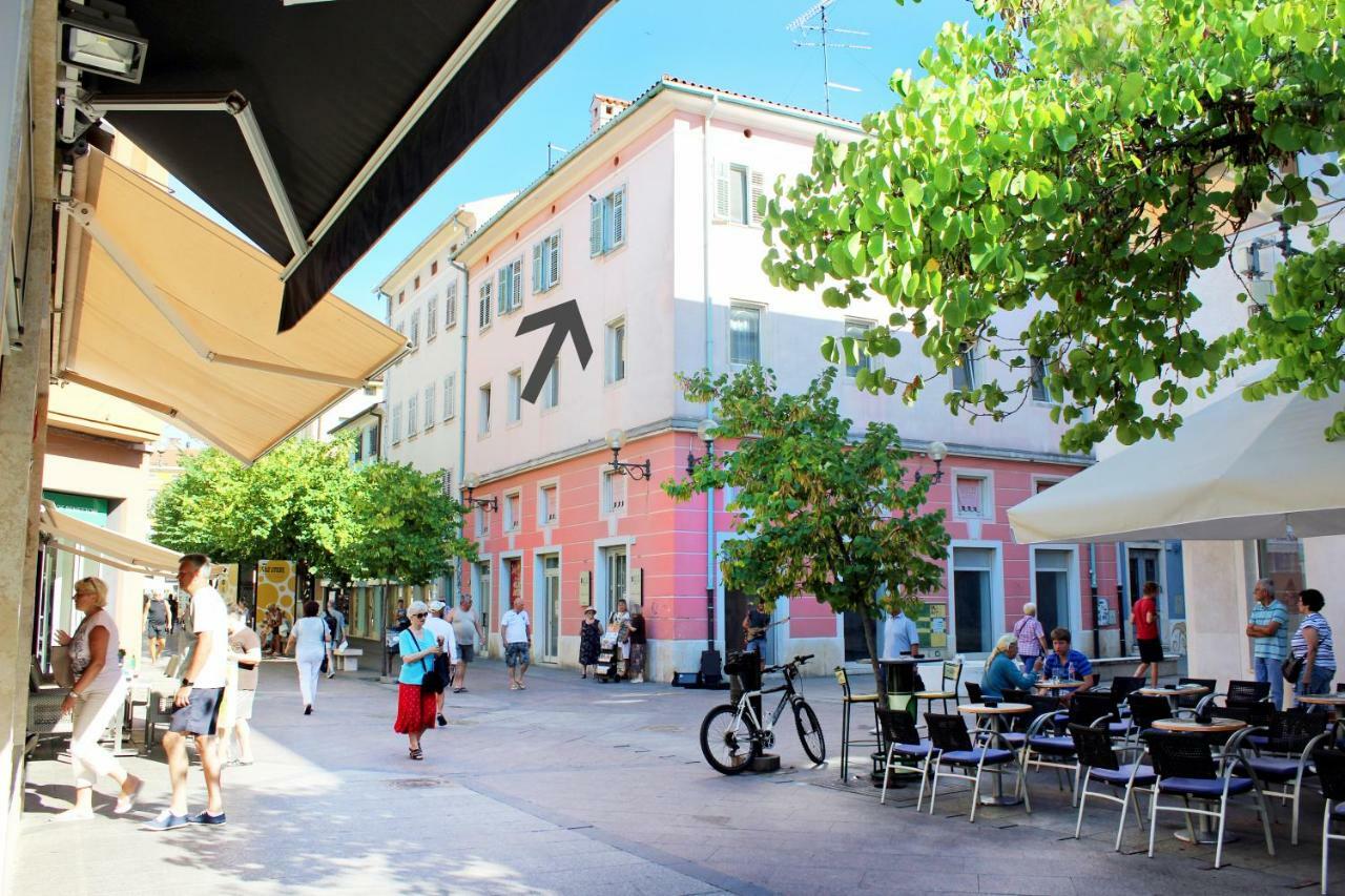 Apartment Evelina Πούλα Εξωτερικό φωτογραφία